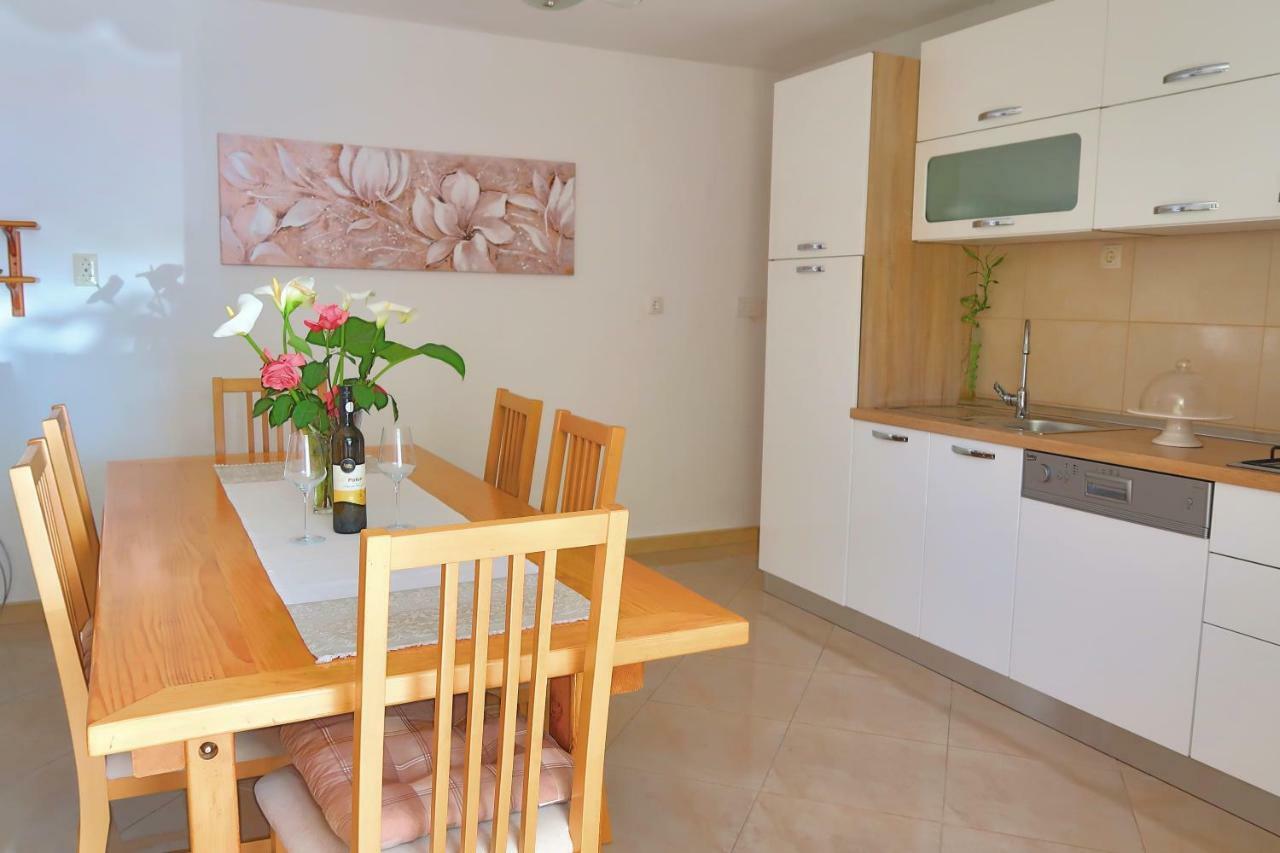 Studio Apartman Mia Stobreč Exteriér fotografie