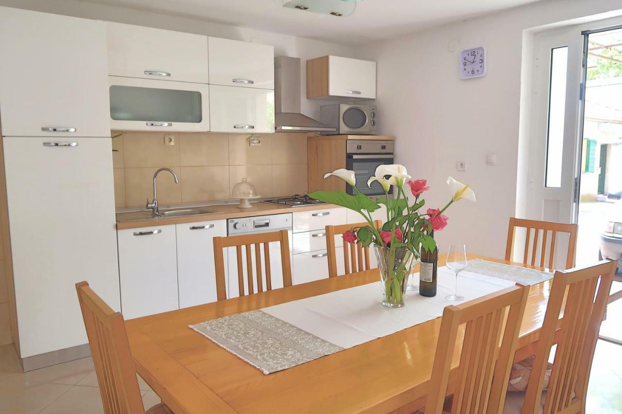 Studio Apartman Mia Stobreč Exteriér fotografie