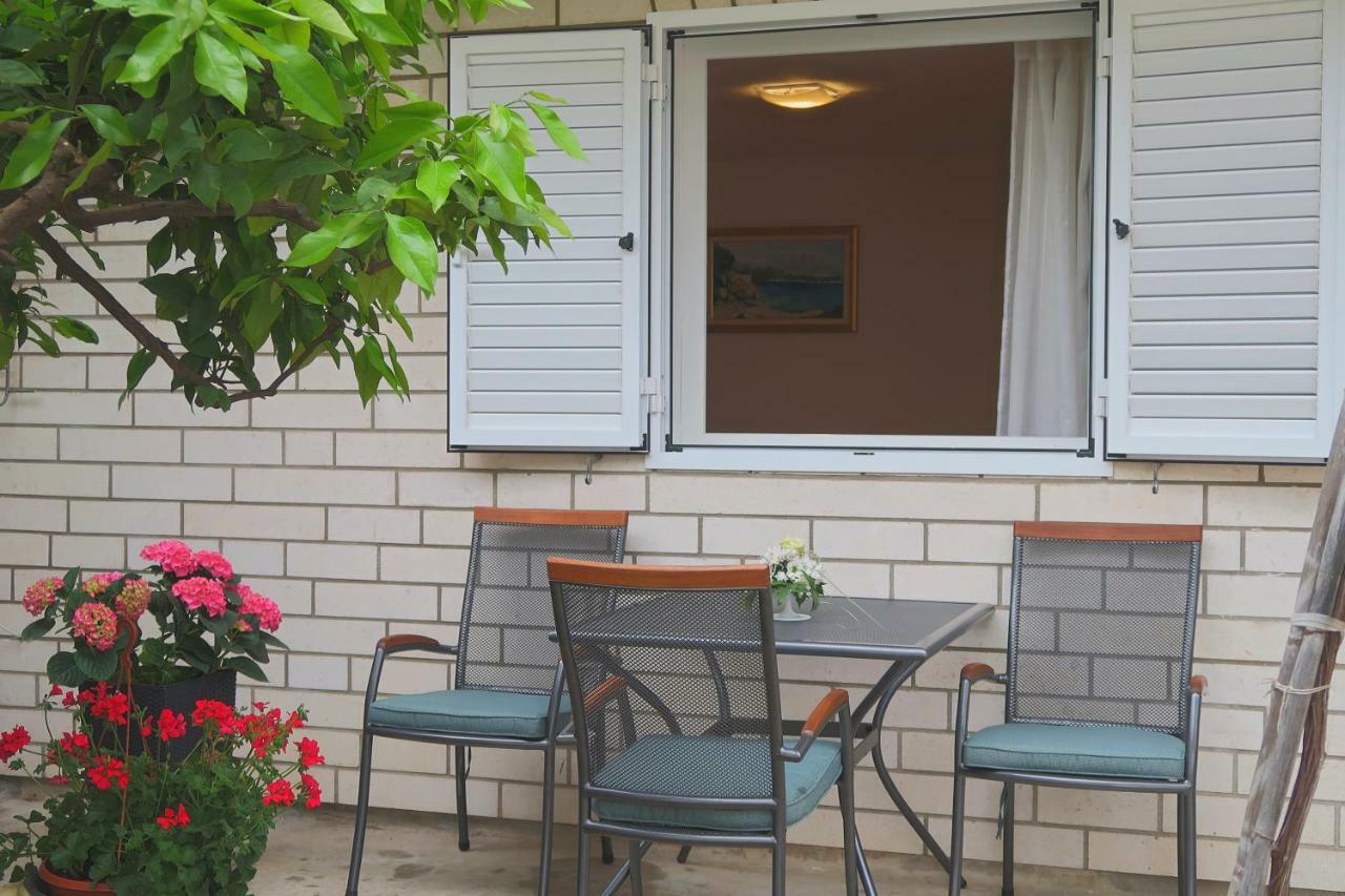 Studio Apartman Mia Stobreč Exteriér fotografie