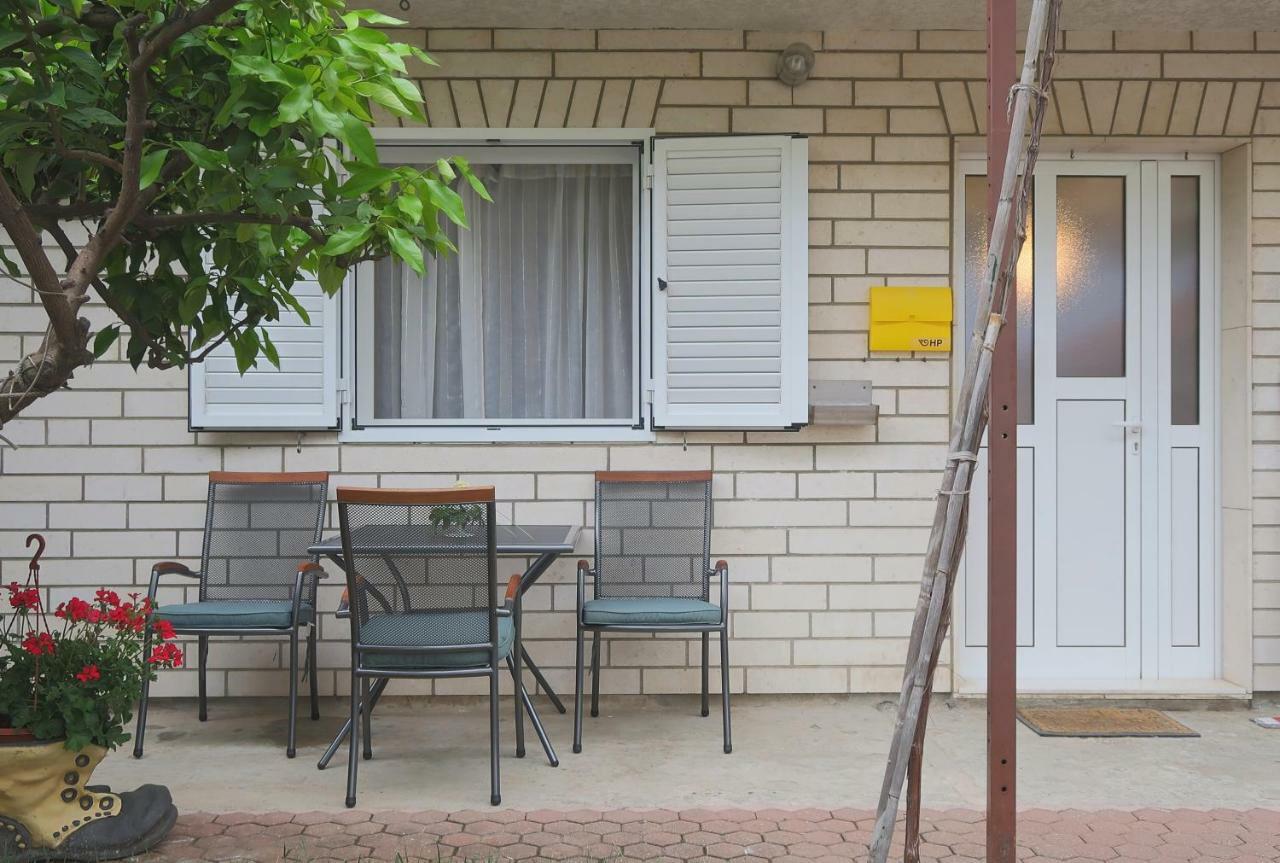 Studio Apartman Mia Stobreč Exteriér fotografie